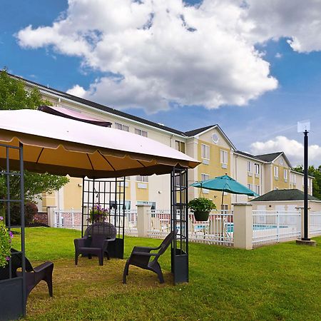 Quality Inn Spring Mills - Martinsburg North Bagian luar foto