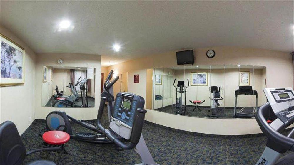 Quality Inn Spring Mills - Martinsburg North Bagian luar foto