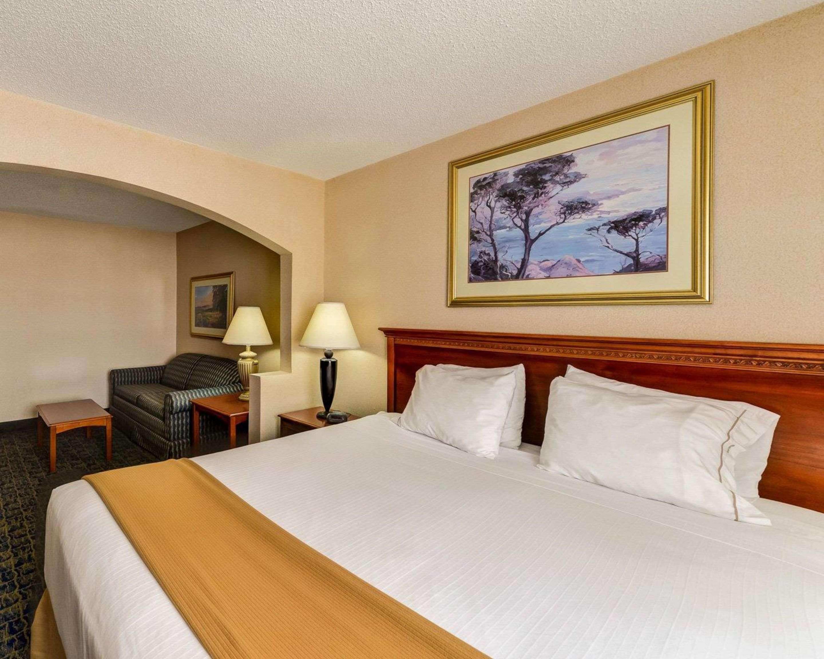 Quality Inn Spring Mills - Martinsburg North Bagian luar foto
