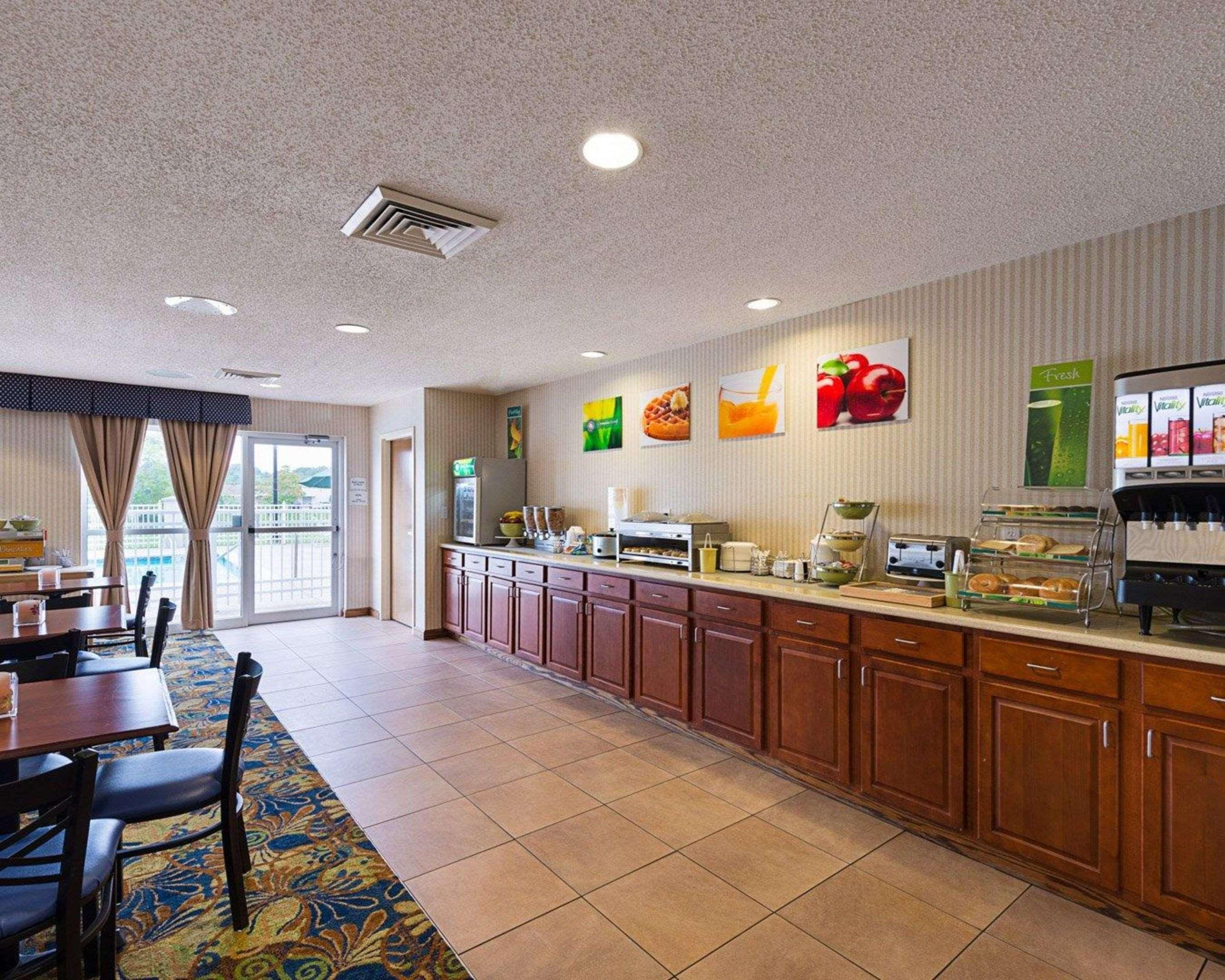 Quality Inn Spring Mills - Martinsburg North Bagian luar foto