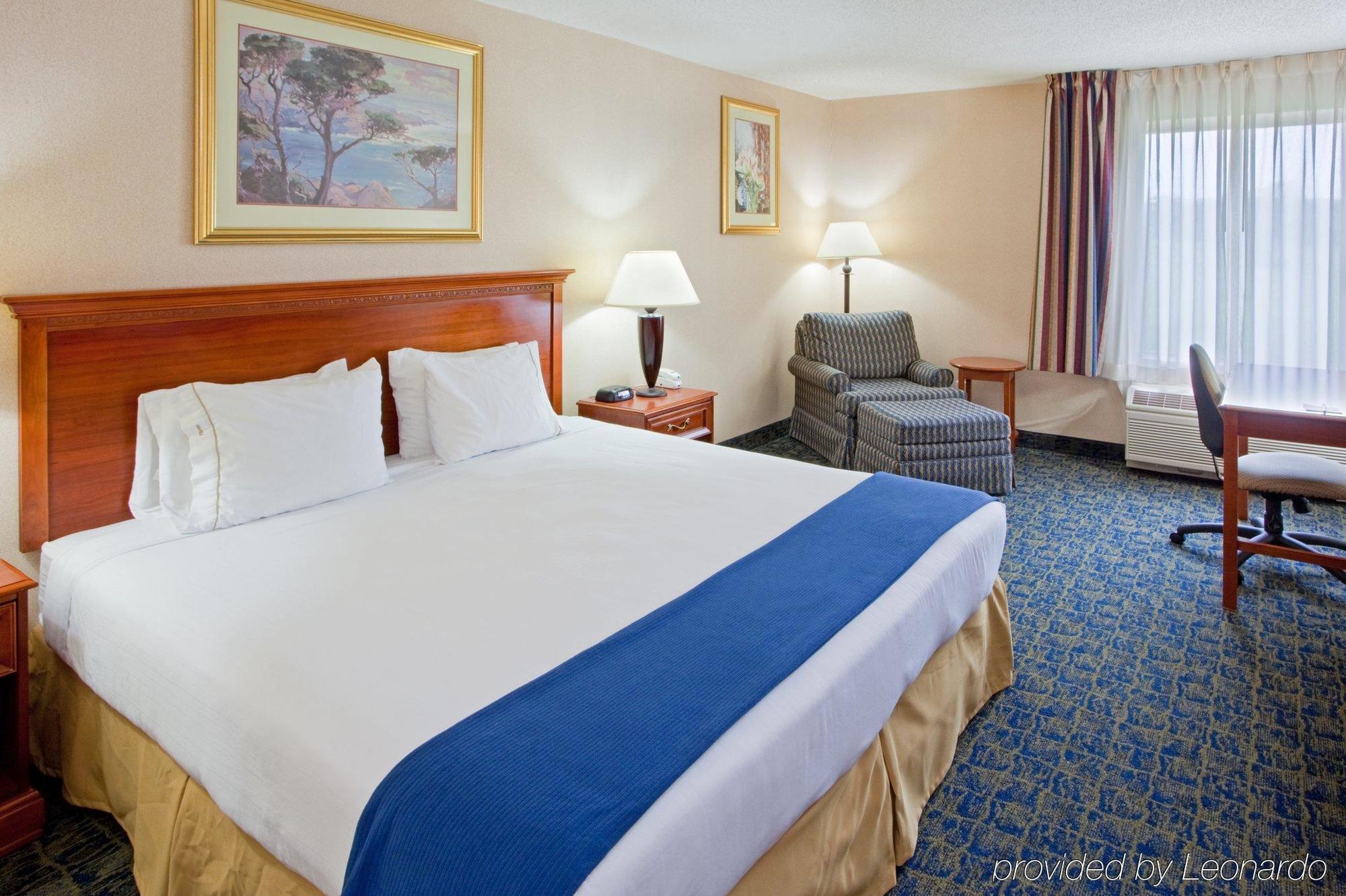 Quality Inn Spring Mills - Martinsburg North Bagian luar foto