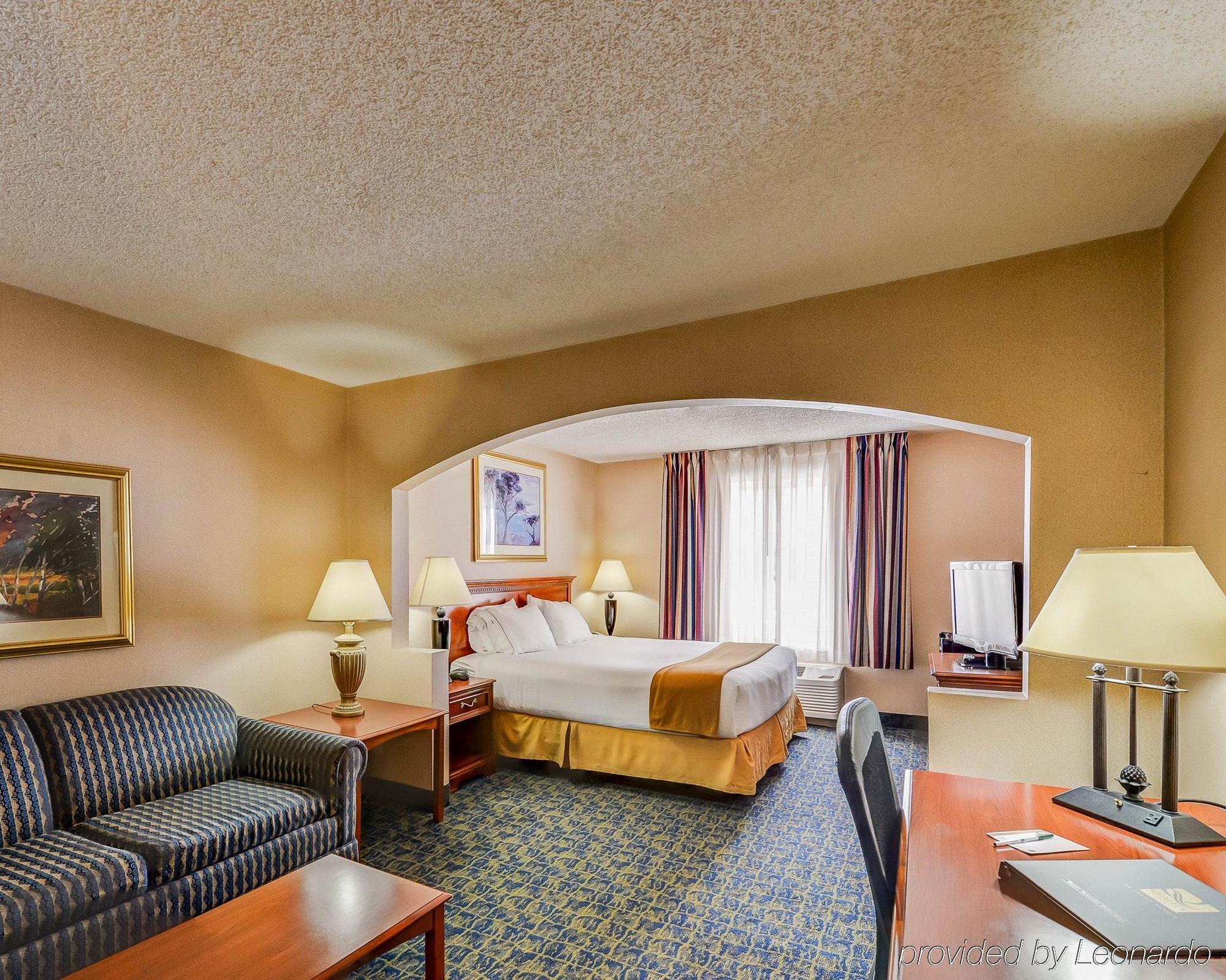 Quality Inn Spring Mills - Martinsburg North Bagian luar foto