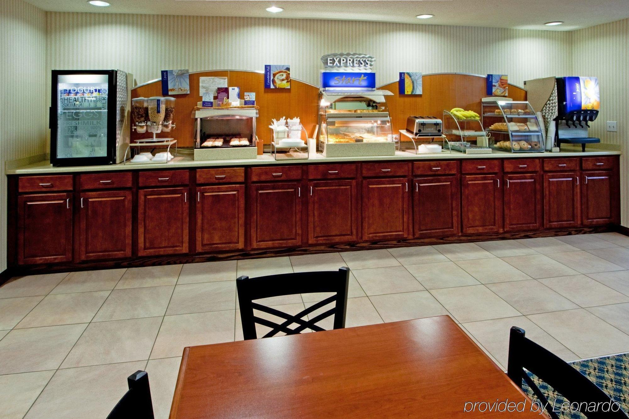 Quality Inn Spring Mills - Martinsburg North Bagian luar foto