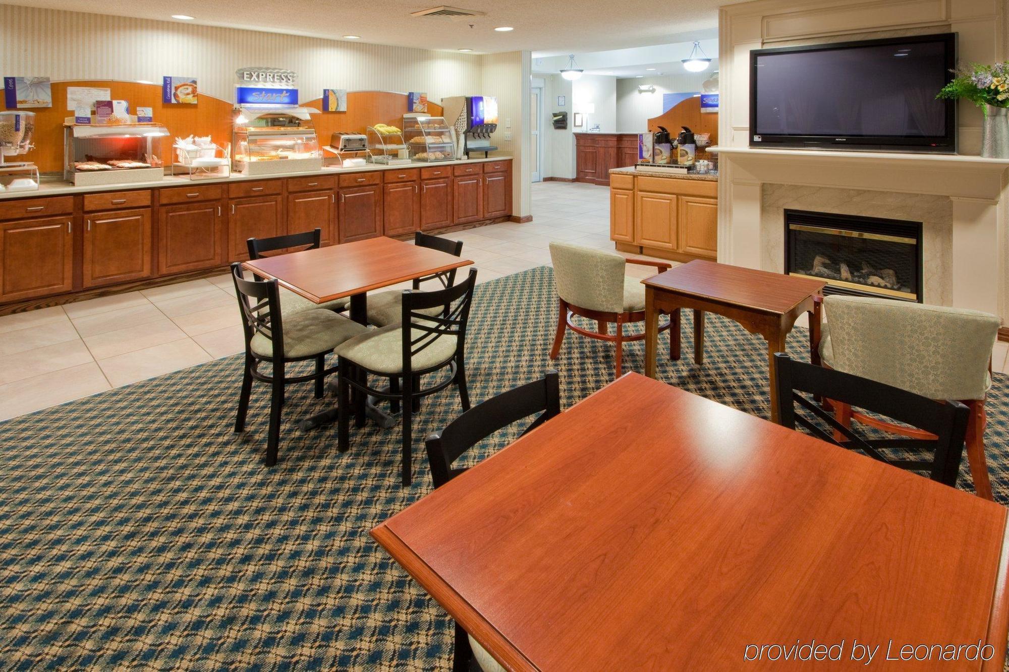 Quality Inn Spring Mills - Martinsburg North Bagian luar foto