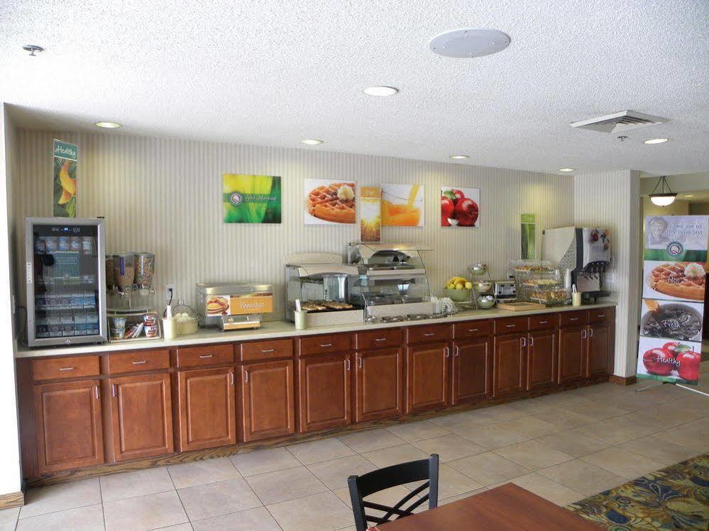 Quality Inn Spring Mills - Martinsburg North Bagian luar foto
